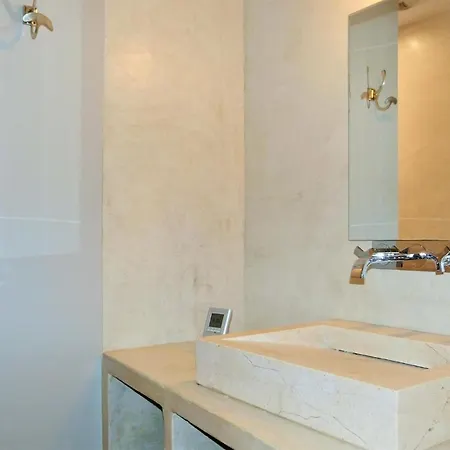 Lovely In La Caneda With Kitchen